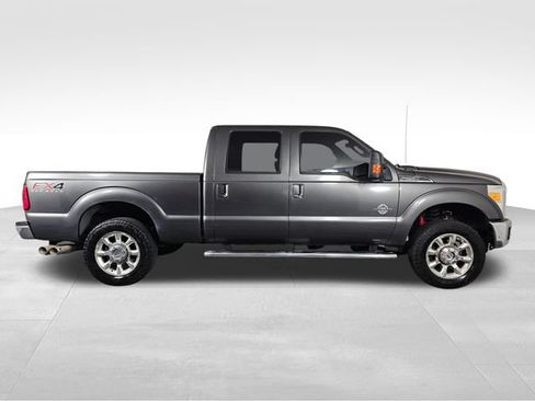 Used 2015 Ford F250 Lariat w/ Lariat Ultimate Package AWD/4WD image 8