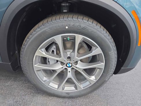 New 2026 BMW X5 xDrive40i AWD/4WD image 2