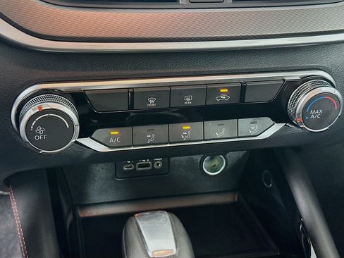 Used 2024 Nissan Altima 2.5 SR FWD image 22