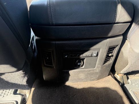 Used 2014 RAM 1500 Limited RWD image 22