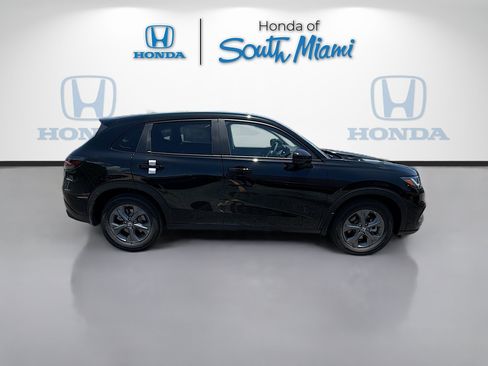 New 2027 Honda HR-V LX image 8