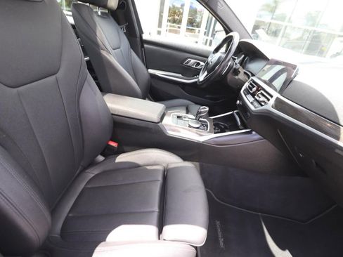 Used 2020 BMW 330i Sedan w/ Convenience Package RWD image 15