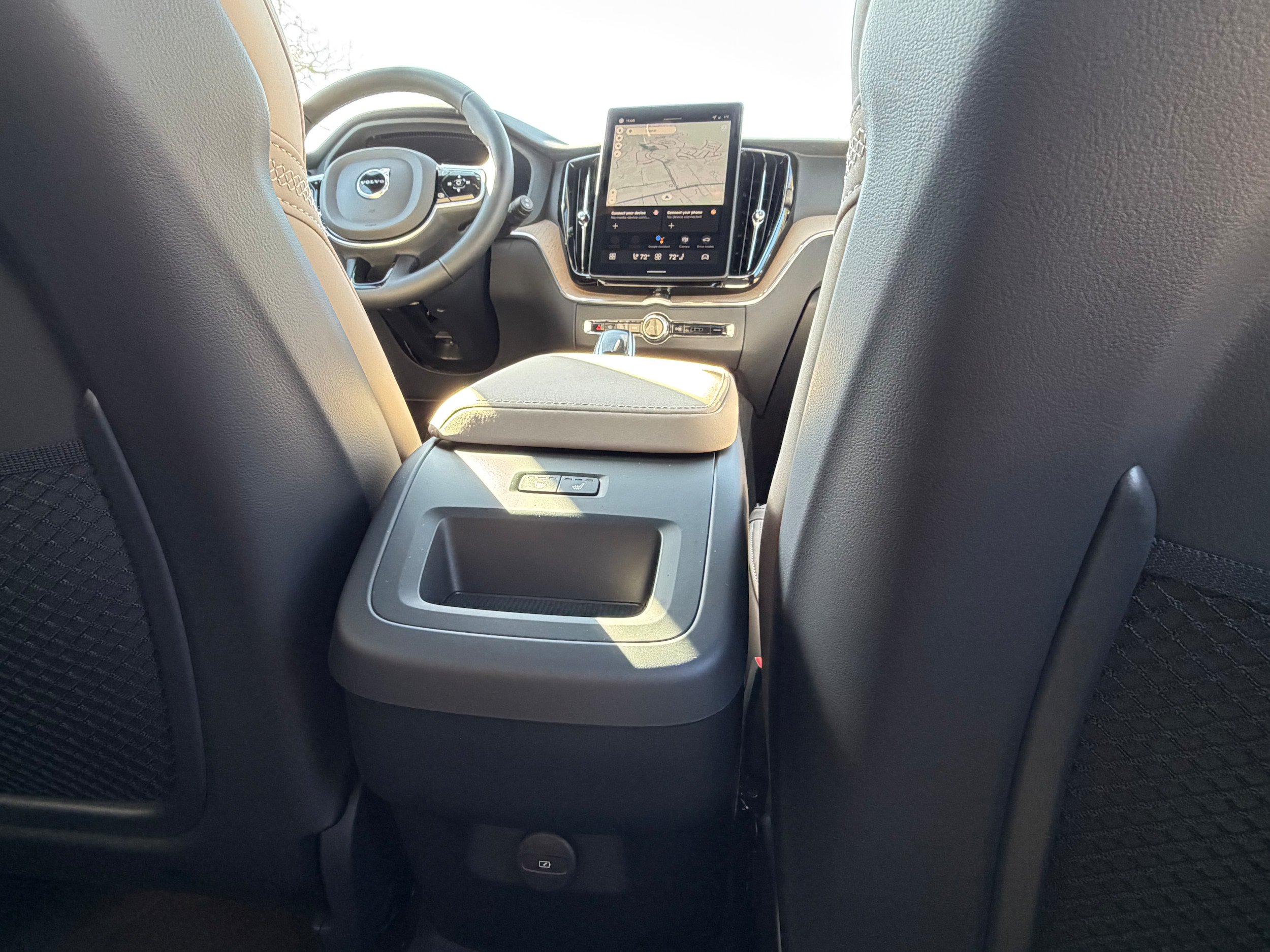 New 2026 Volvo XC60 B5 Plus w/ Protection Package Premier AWD/4WD image 11
