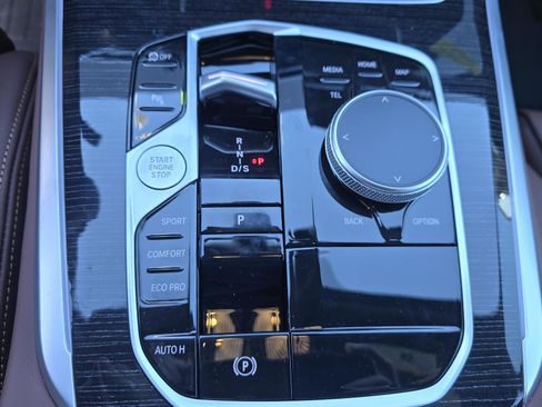 New 2026 BMW X5 sDrive40i w/ M Sport Package image 19