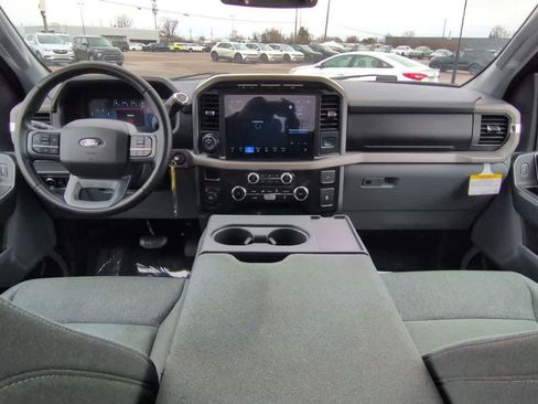 Used 2024 Ford F150 XLT AWD/4WD image 15