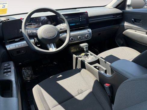 Certified 2026 Hyundai Kona SE FWD image 15