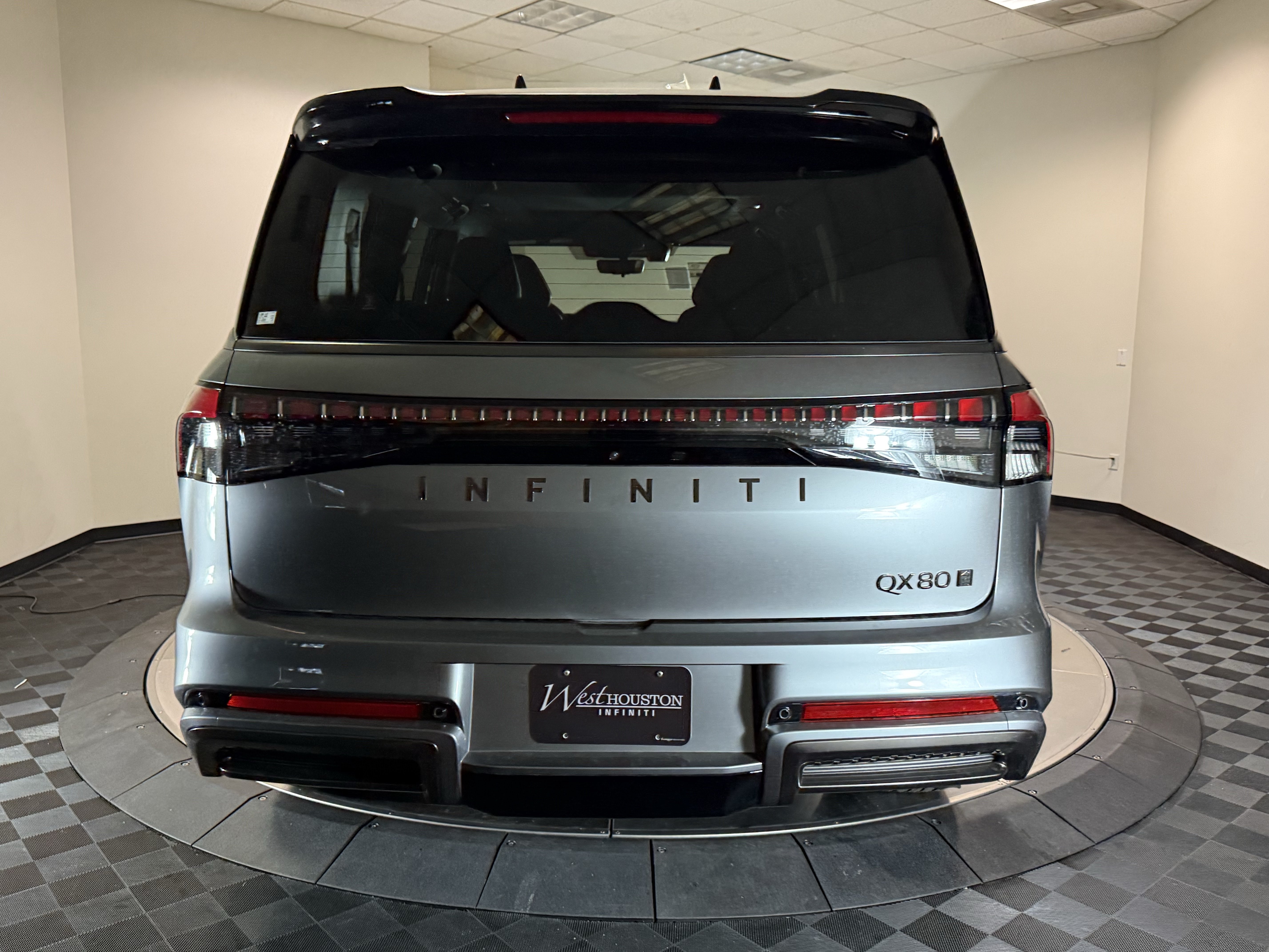 New 2026 INFINITI QX80 Autograph w/ Premium Cargo Package AWD/4WD image 7
