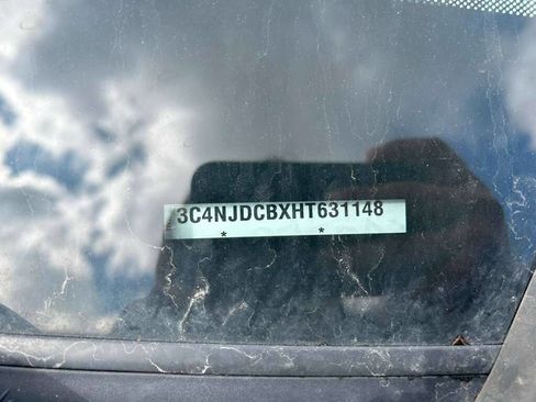 Used 2017 Jeep Compass Limited image 17