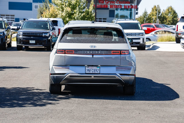 Certified 2024 Hyundai Ioniq 5 Limited RWD image 4