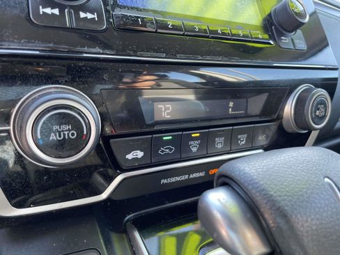 Used 2020 Honda CR-V LX image 21