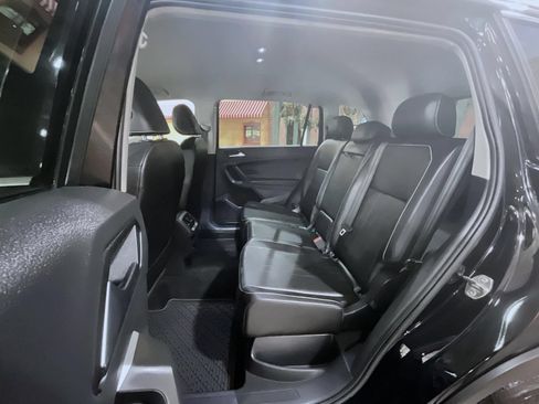 Used 2024 Volkswagen Tiguan SE w/ MDO Package, Two-Row AWD/4WD image 19