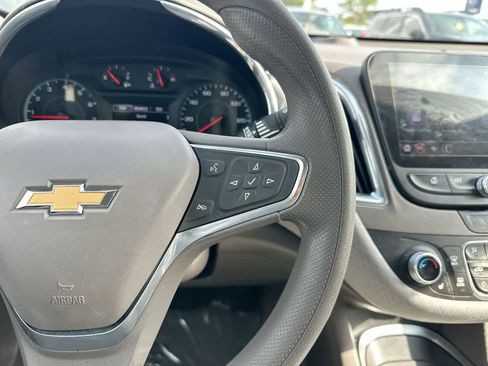 Used 2020 Chevrolet Malibu LT image 29