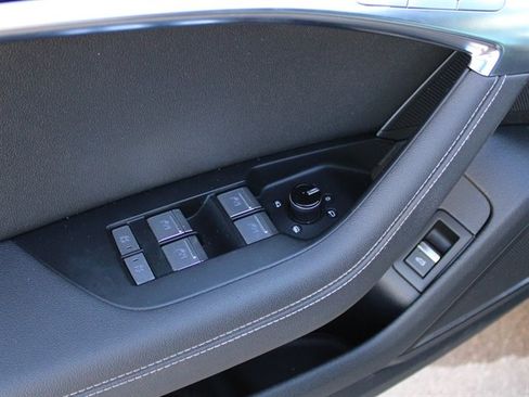 Used 2019 Audi A6 3.0T Premium Plus w/ Premium Plus Package AWD/4WD image 13