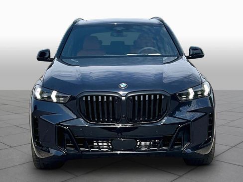 New 2026 BMW X5 xDrive40i w/ M Sport Package AWD/4WD image 3