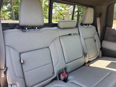 Used 2019 GMC Sierra 1500 SLT w/ SLT Premium Plus Package AWD/4WD image 12