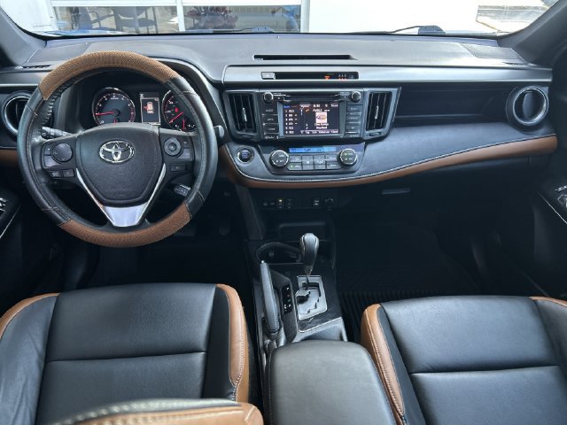 Used 2017 Toyota RAV4 SE FWD image 12