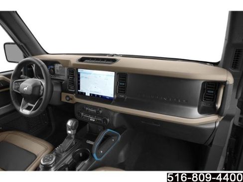 Used 2022 Ford Bronco Wildtrak AWD/4WD image 16