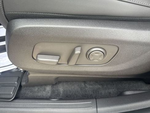 New 2026 Kia Carnival LXS FWD image 10