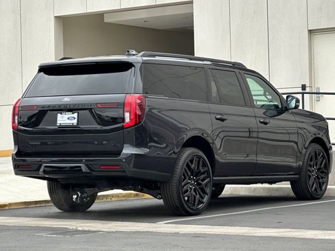 New 2026 Ford Expedition Max Platinum w/ Stealth Performance Package AWD/4WD image 3