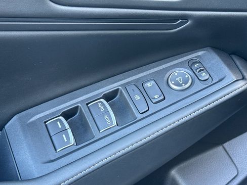 Used 2025 Honda Accord Sport image 13