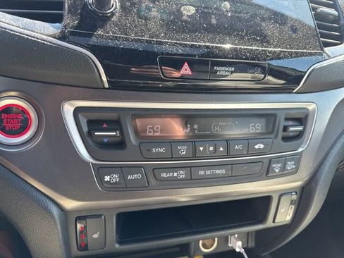 Used 2023 Honda Passport EX-L image 25