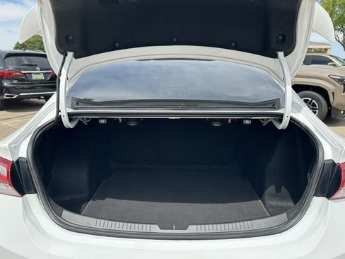 Used 2019 Chevrolet Malibu Premier FWD image 29