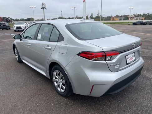New 2026 Toyota Corolla LE image 5