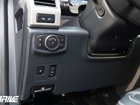 Used 2022 Ford F350 Lariat w/ Tremor Off-Road Package image 24