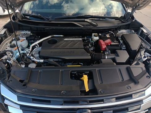 New 2025 Nissan Rogue SL w/ Tech Package image 38