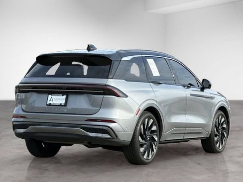 Used 2024 Lincoln Nautilus Black Label w/ Jet Appearance Package (87T) AWD/4WD image 5