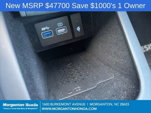 Used 2025 Genesis GV70 2.5T AWD/4WD image 21