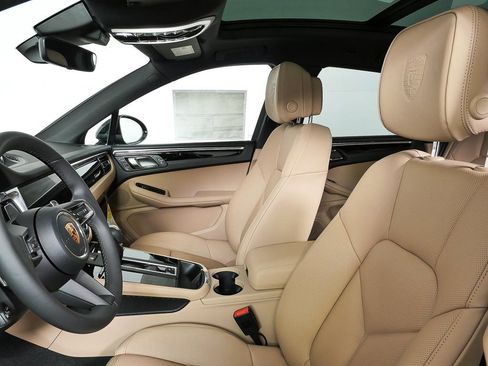 New 2026 Porsche Macan S AWD/4WD image 5