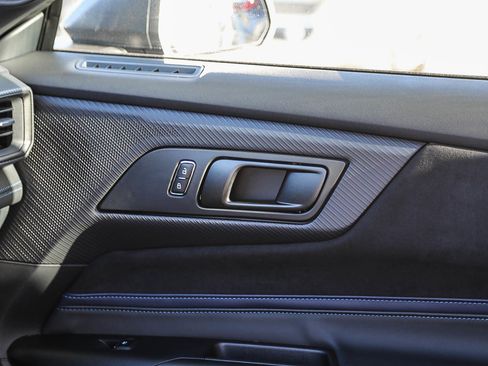 Used 2025 Ford Mustang Dark Horse image 22