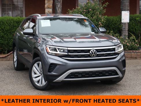 Used 2022 Volkswagen Atlas Cross Sport SE AWD/4WD image 2