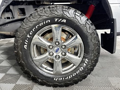 Used 2020 Ford F150 XLT w/ XTR Package image 34