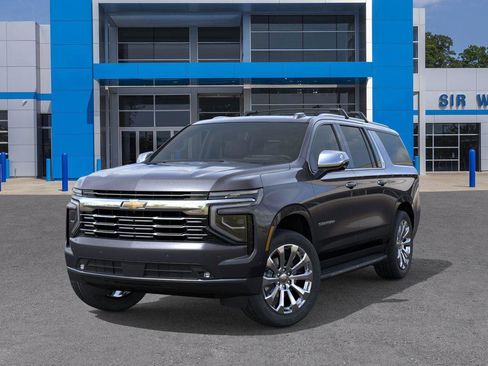 New 2026 Chevrolet Suburban Premier image 6