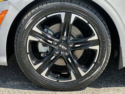 Used 2022 Kia K5 GT-Line FWD image 36