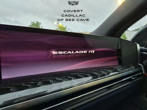 Used 2025 Cadillac Escalade IQ Sport 1 w/ Smart Trailering package image 44