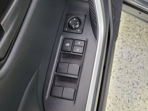 Used 2024 Toyota RAV4 LE AWD/4WD image 22