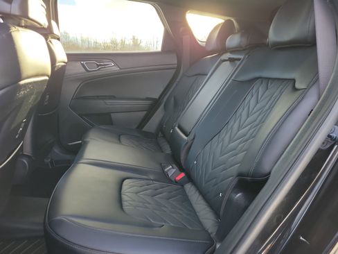 Used 2025 Kia Sportage X-Line image 16