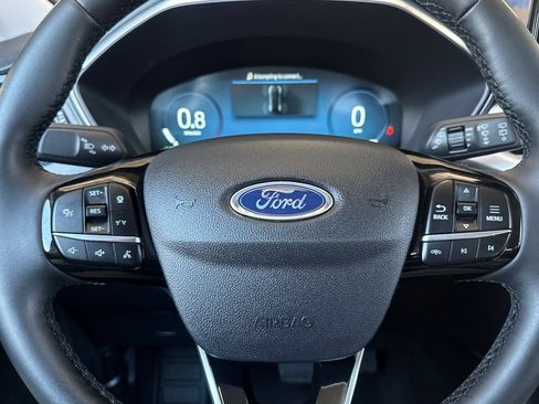 Used 2025 Ford Escape Platinum AWD/4WD image 34