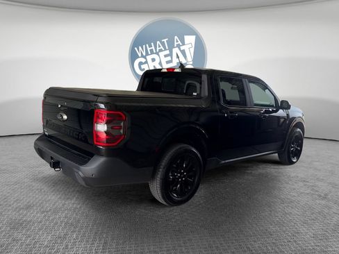 Used 2024 Ford Maverick Lariat w/ Black Appearance Package FWD image 3