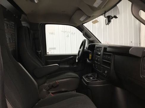 Used 2023 GMC Savana 2500 w/ Driver Convenience Package image 20