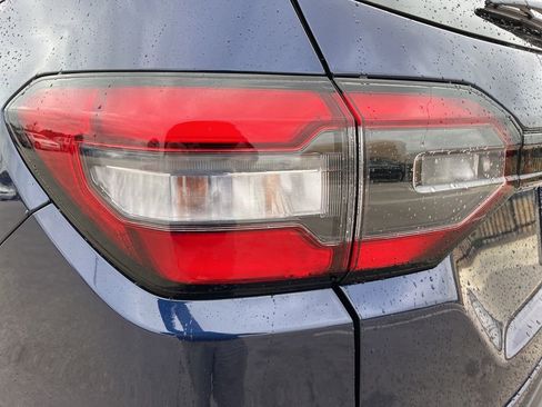 Certified 2025 Honda Pilot Sport image 7