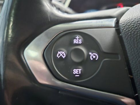 Used 2018 Chevrolet Traverse LT image 29