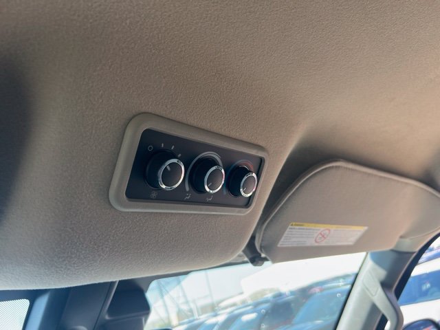 Used 2025 GMC Savana 3500 LT w/ LT Preferred Equipment Group RWD image 17