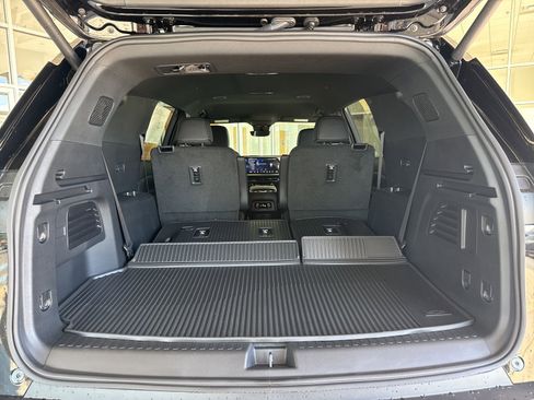 New 2026 Chevrolet Traverse LT w/ Driver Confidence Package image 12