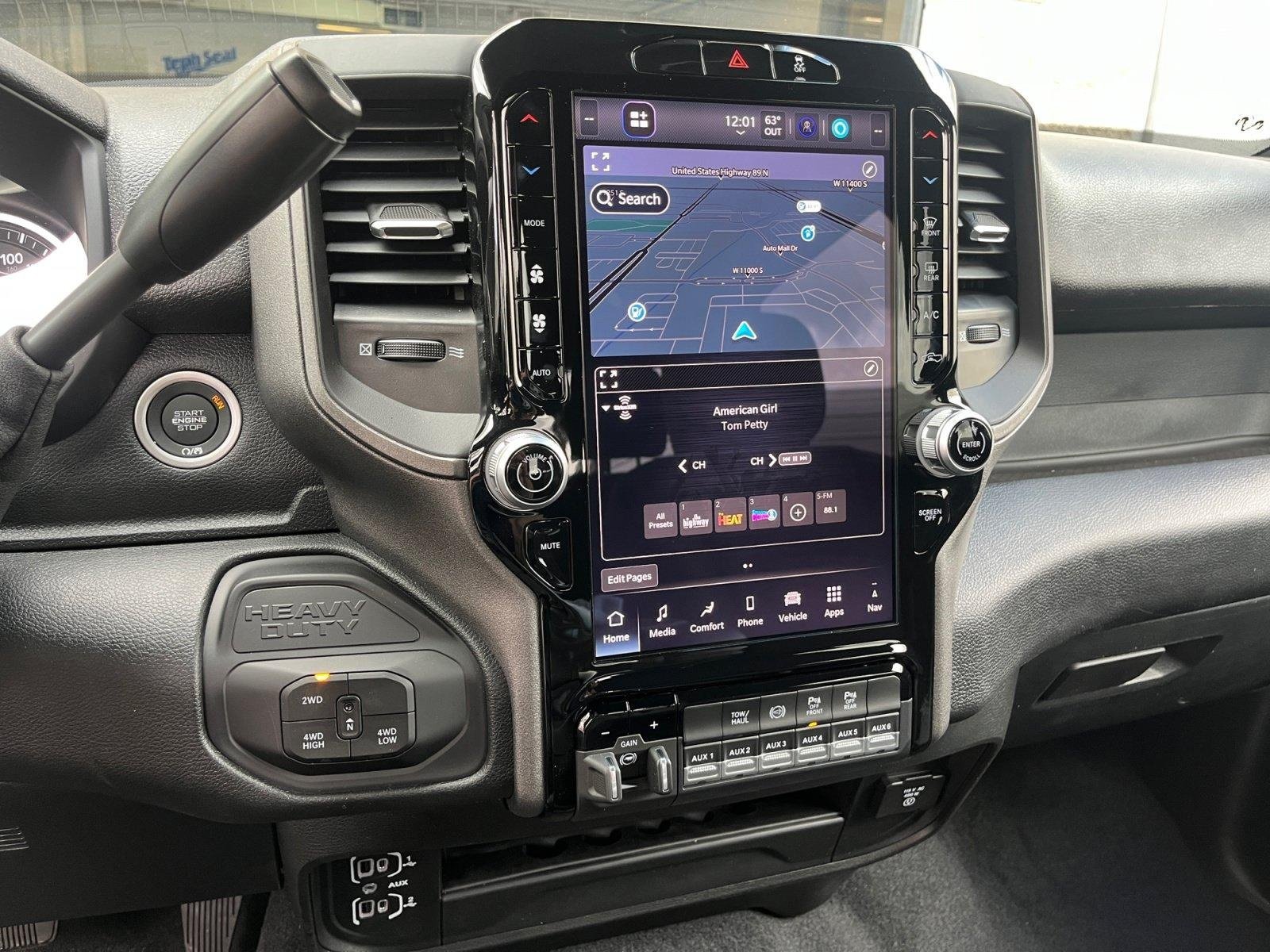 New 2026 RAM 2500 Tradesman AWD/4WD image 23
