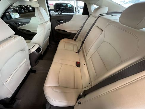Used 2024 Chevrolet Malibu LT image 27