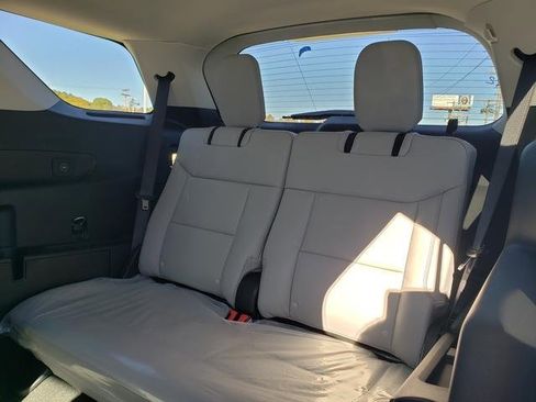 New 2026 Ford Explorer Active image 16